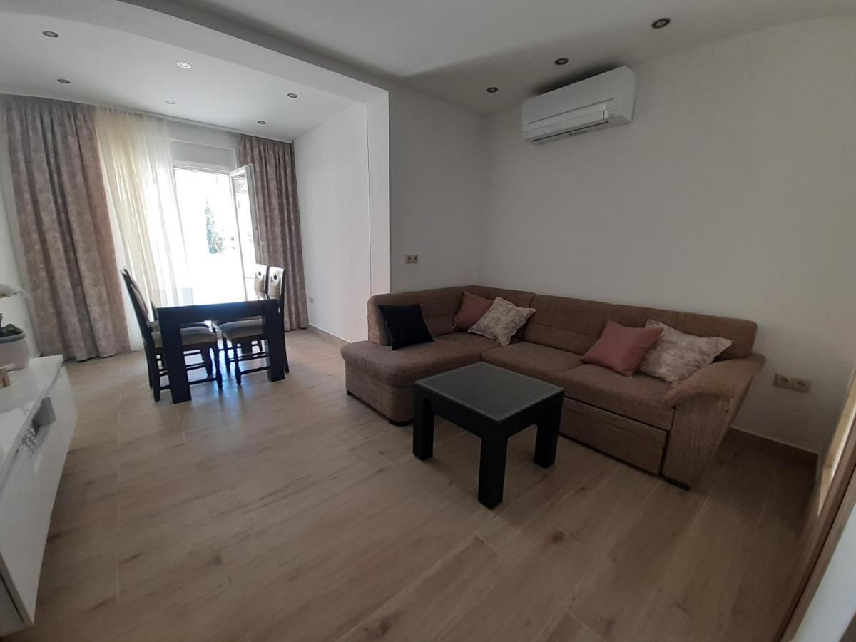 Apartment Lucky With Jacuzzi Τρογκίρ Εξωτερικό φωτογραφία