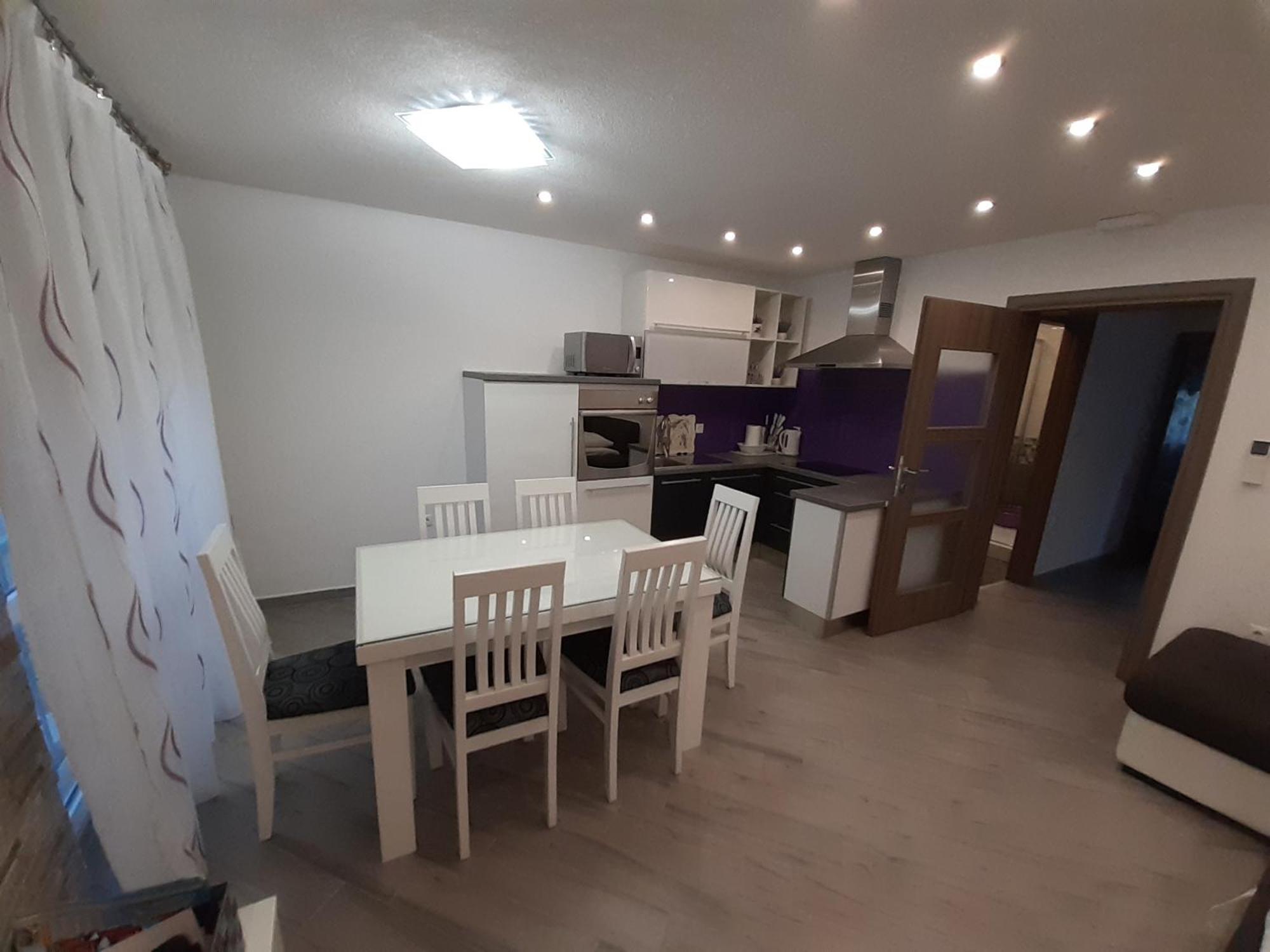 Apartment Lucky With Jacuzzi Τρογκίρ Δωμάτιο φωτογραφία