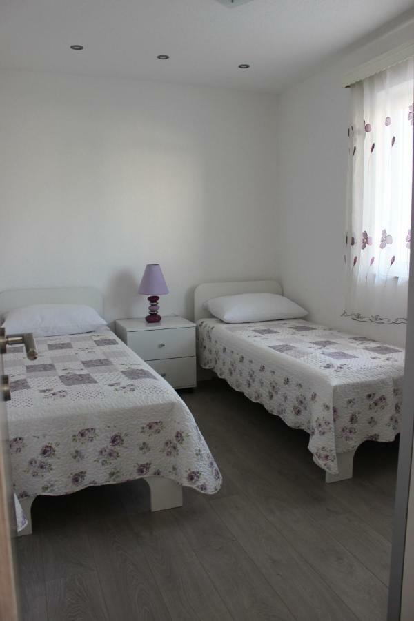 Apartment Lucky With Jacuzzi Τρογκίρ Εξωτερικό φωτογραφία