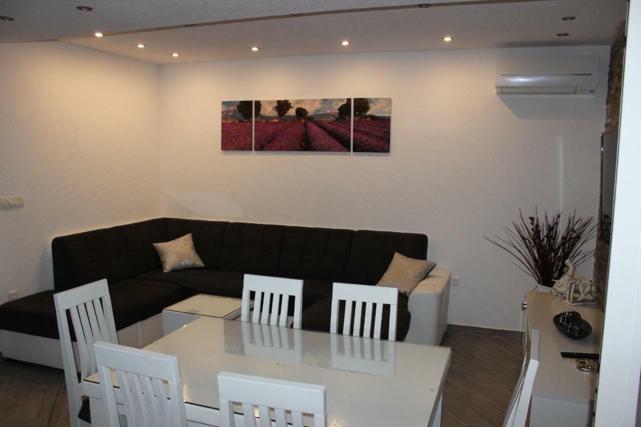 Apartment Lucky With Jacuzzi Τρογκίρ Εξωτερικό φωτογραφία